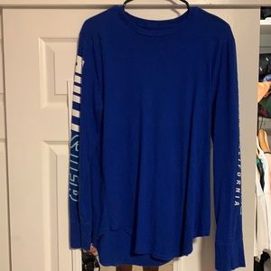 Long sleeve tee